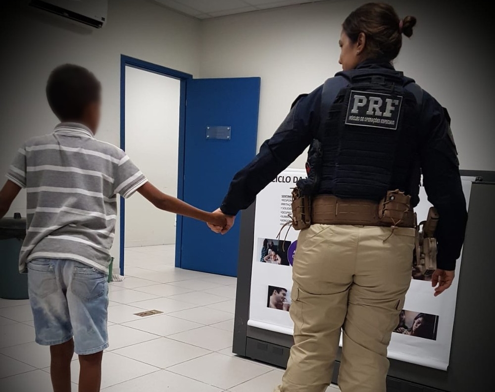 Criança desaparecida é encontrada em ônibus com destino a Teresina