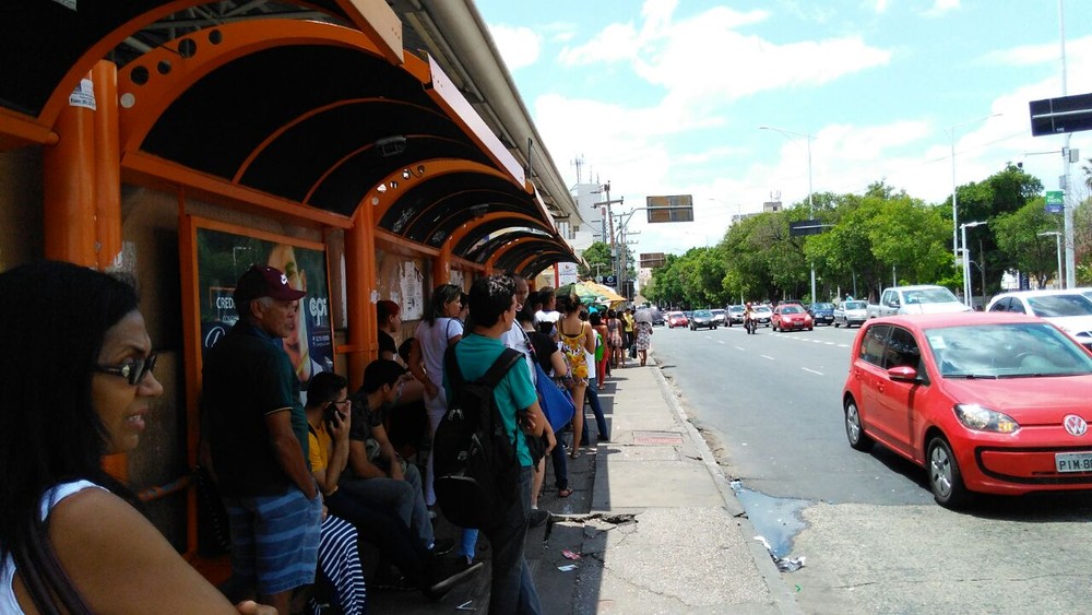 Valor da passagem de ônibus em Teresina é reajustado para R$ 4,00 e R$ 1,35