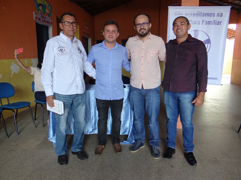 Prefeitura e Emater apresentam proposta de agroindústria para a comunidade Todos os Santos