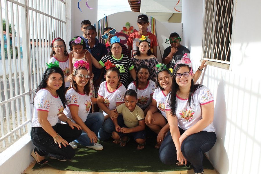 APAE de São Pedro do Piauí promove carnaval para os alunos