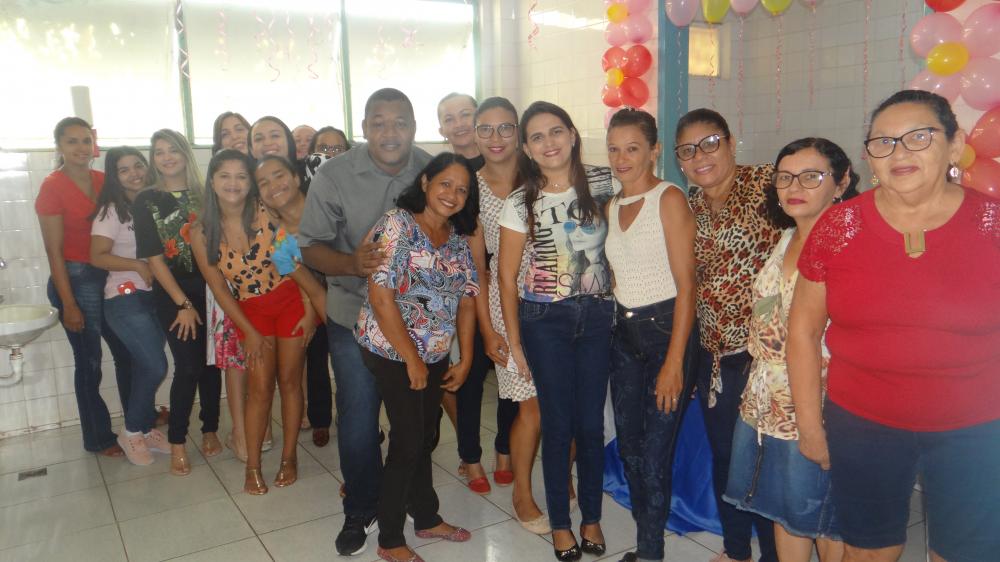 Hospital de São Pedro do Piauí homenageia colaboradoras