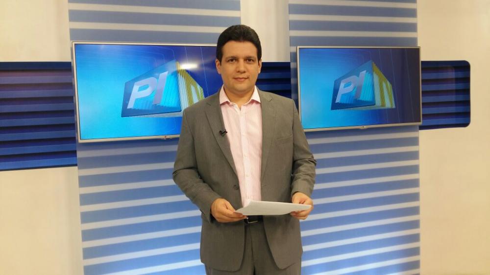 Jornalista Marcelo Magno é entubado em UTI de hospital particular em Teresina 
