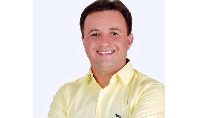 Prefeito de São Pedro determina suspensão das atividades comerciais e prestação de serviços no município