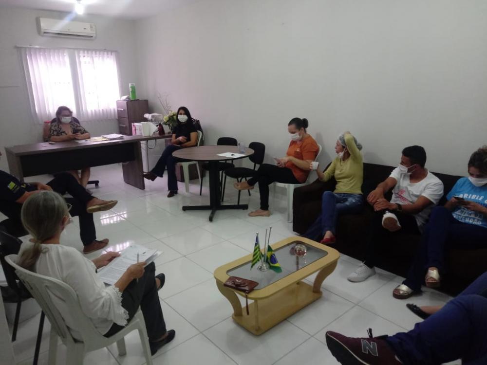 Reunião com os Coordenadores sobre ações de prevenção ao coronavírus em Valença do Piauí