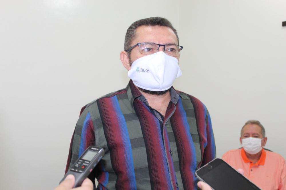 Prefeitura de Picos emite novo decreto e prorroga o isolamento social 