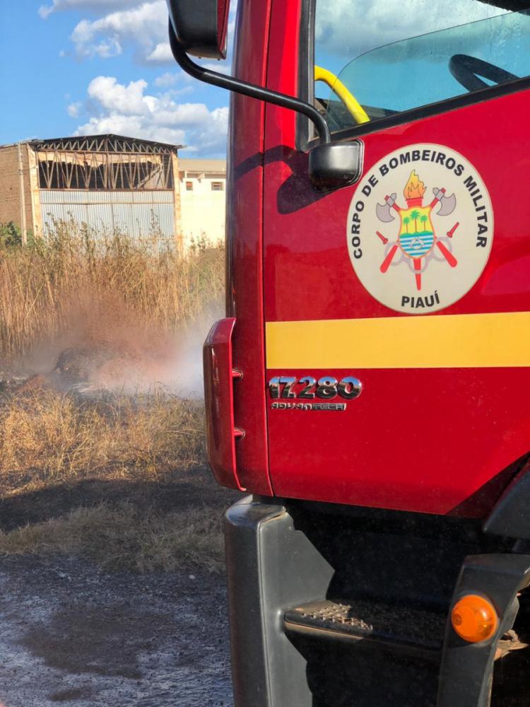 Princípio de incêndio em residência é registrado no bairro Morada Nova, em Picos