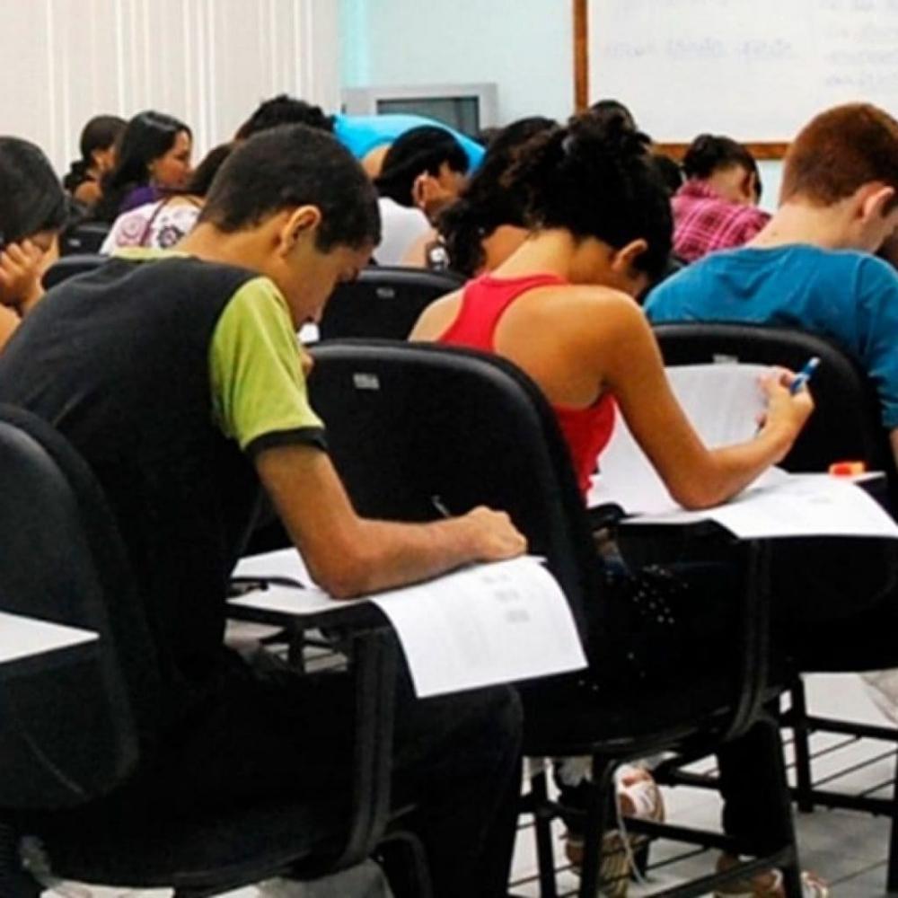 União Enem: A iniciativa ajuda estudantes de baixa renda que foram afetado pela suspensão das aulas