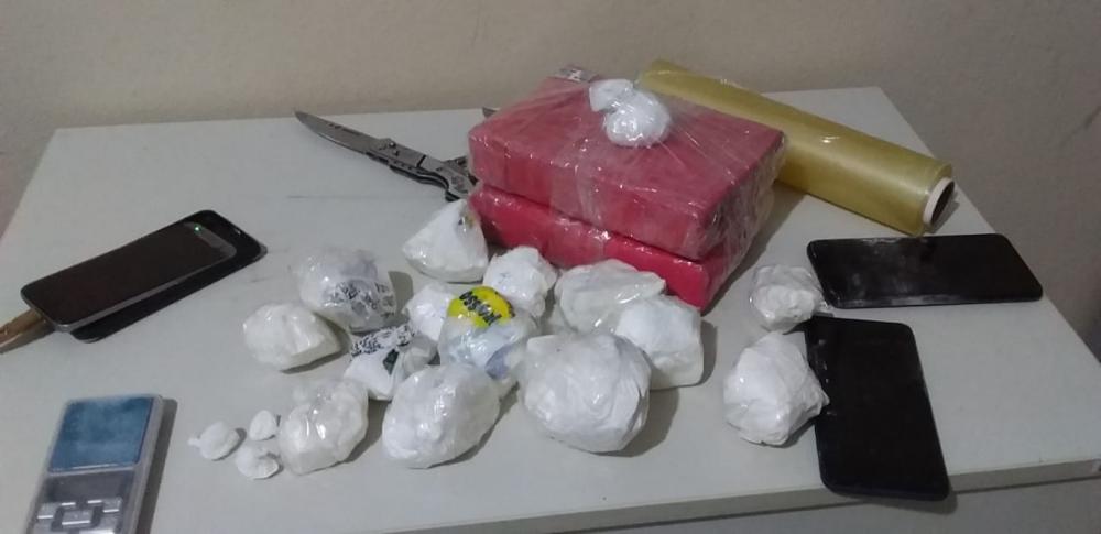 Operação conjunta da Polícia Militar e Civil estoura ponto de tráfico de drogas em Picos