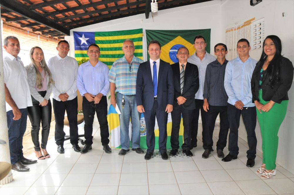 Prefeito, vice-prefeito e vereadores eleitos em São Pedro do PI são diplomados pela Justiça Eleitoral