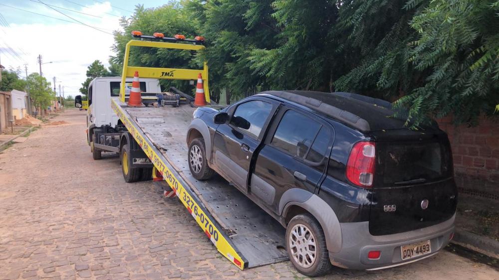 Força Tática de Piripiri apreende carro com restrição de roubo