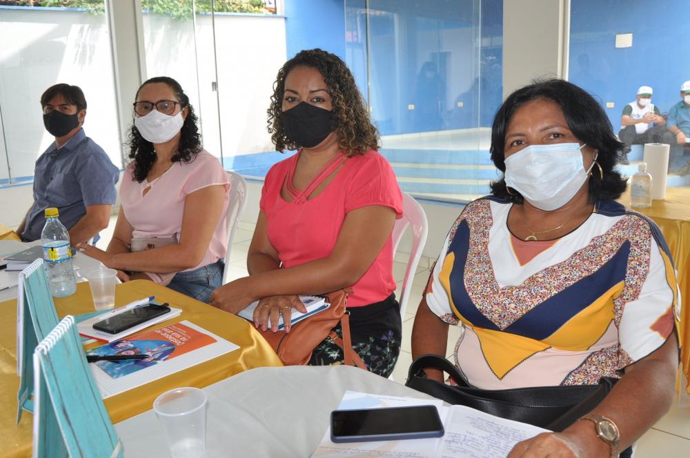 Secretária de Educação de Regeneração participa de encontro sobre regime de colaboração entre os sistemas de ensino