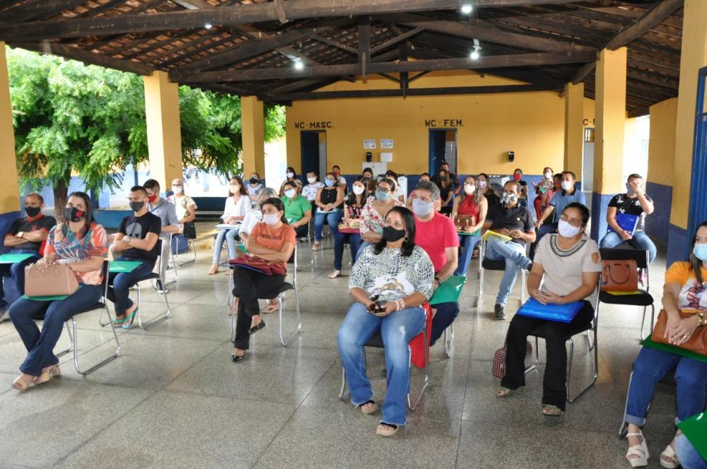 Prefeitura de Hugo Napoleão realiza Semana Pedagógica para início do ano letivo