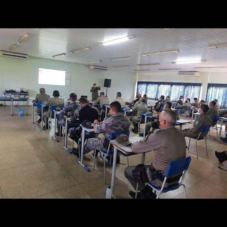 Policiais da Força Tática realiza capacitação para atuação no trânsito