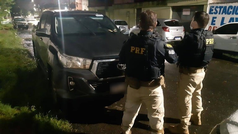 Hilux tomada de assalto no Maranhão é recuperada pela PRF na BR-316