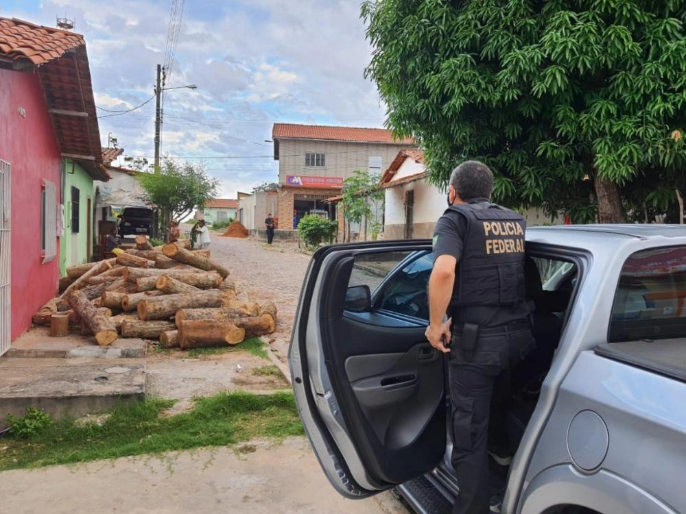 Polícia Federal deflagra Operação Hesíodo e cumpre mandados em Teresina