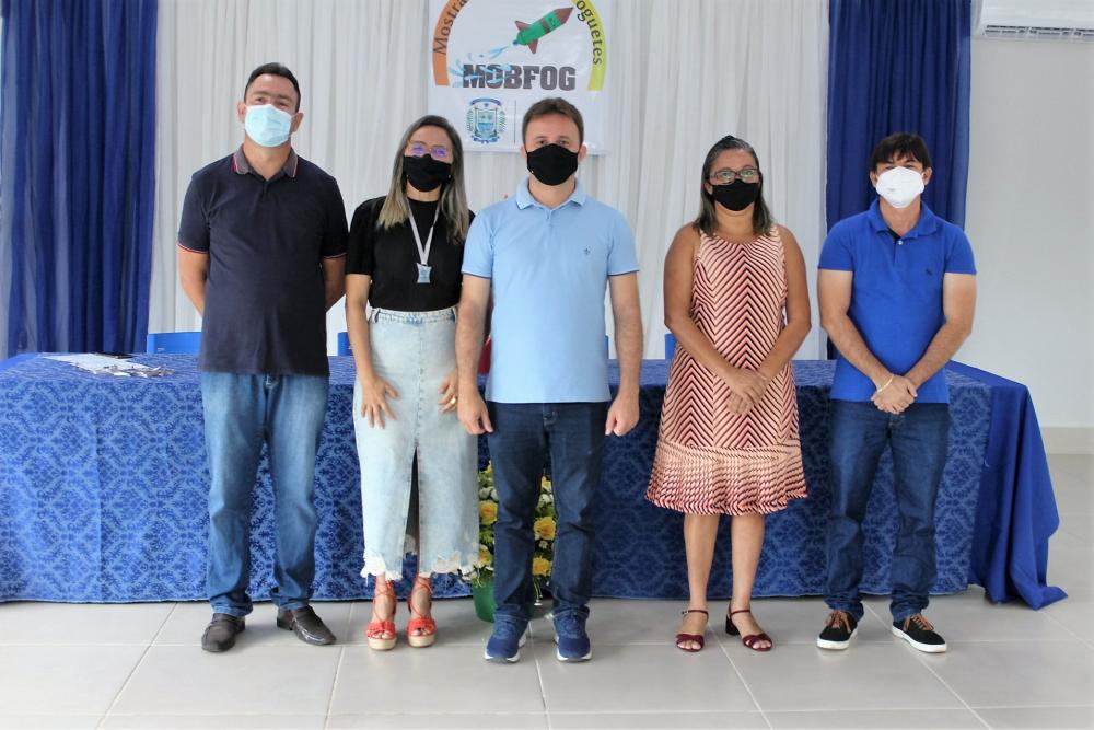 Secretaria de Educação realiza entrega de medalhas da 14ª Mostra Brasileira de Foguetes