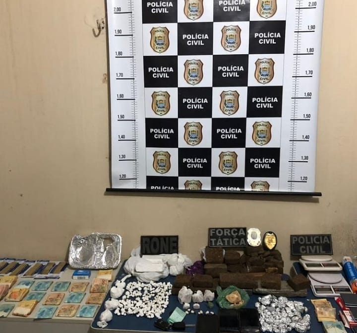 Operação apreende dinheiro, armas de fogo e drogas em Picos