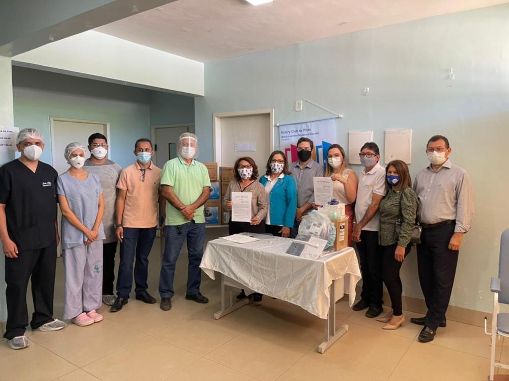 Hospital de Picos recebe doação de Capacetes Elmo do Rotary Club