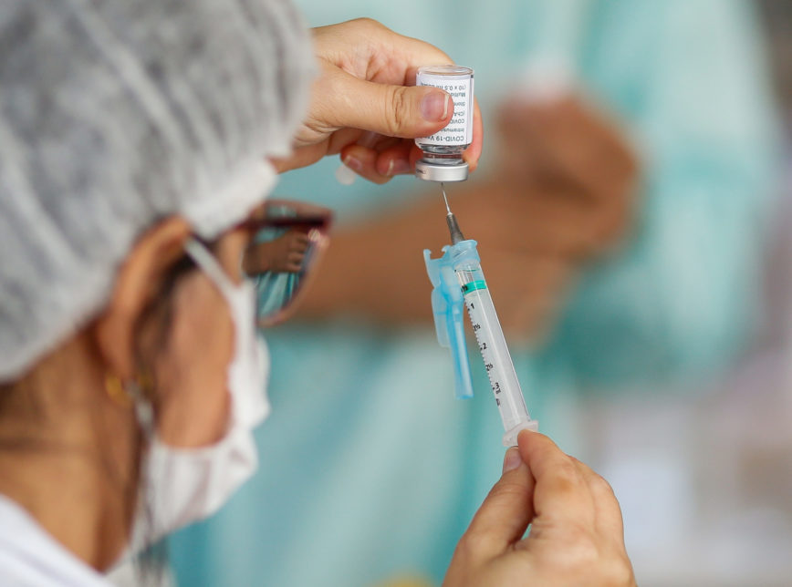 Público de 54 anos receberá a primeira dose da vacina contra a Covid-19 em Picos
