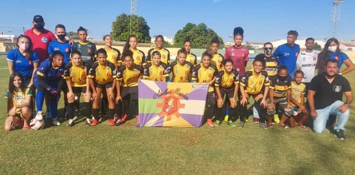 Jogadoras das Abelhas Rainhas realizam rifa para custear despesas do Piauiense Feminino