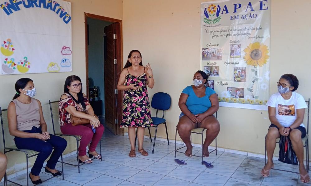 APAE realiza reunião para discutir o retorno das aulas presenciais 