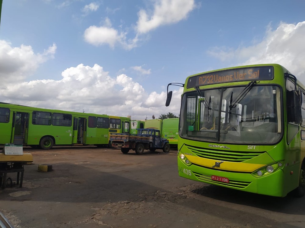 Greve dos motoristas e cobradores de ônibus de Teresina completa uma semana