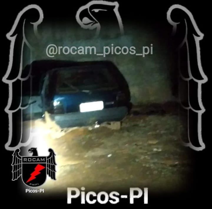Rocam recupera carro com restrição de furto abandonado em Picos
