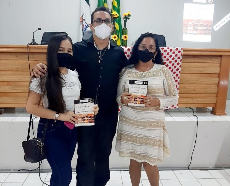Escritor lança livro que exalta a História e a Literatura de Regeneração