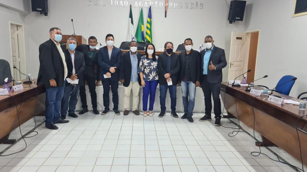 Regeneração: Câmara aprova reajuste salarial dos professores de acordo com o piso nacional