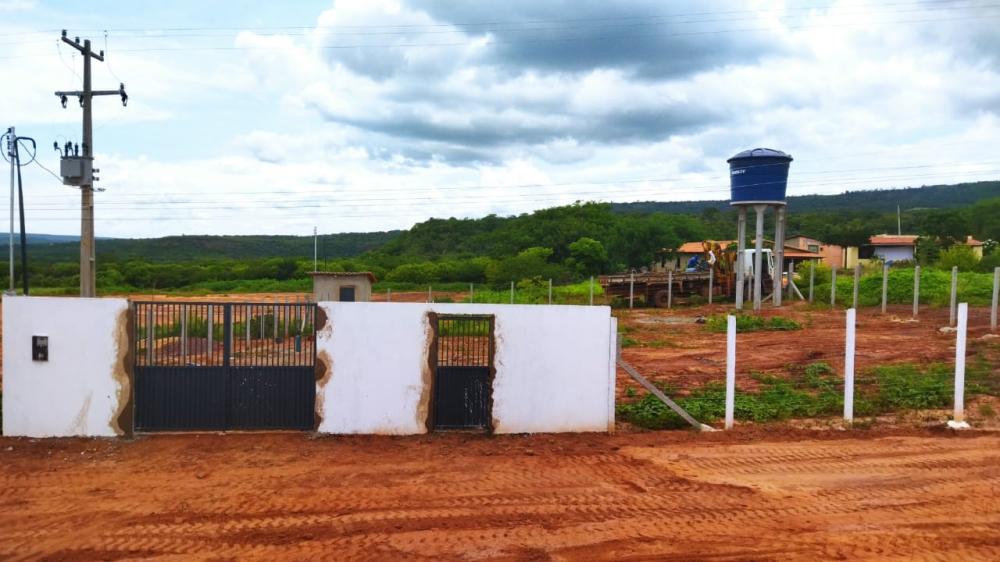 Prefeitura de Picos reforça estrutura do poço de Queimada da Ema e garante água para comunidades da zona rural
