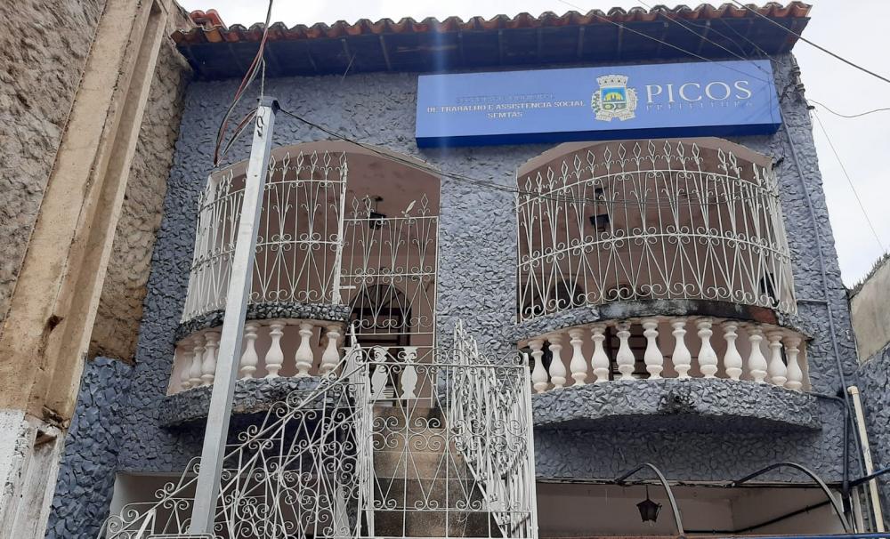 Coordenadora do CadÚnico alerta população sobre a importância da atualização do cadastro para não perder benefícios sociais