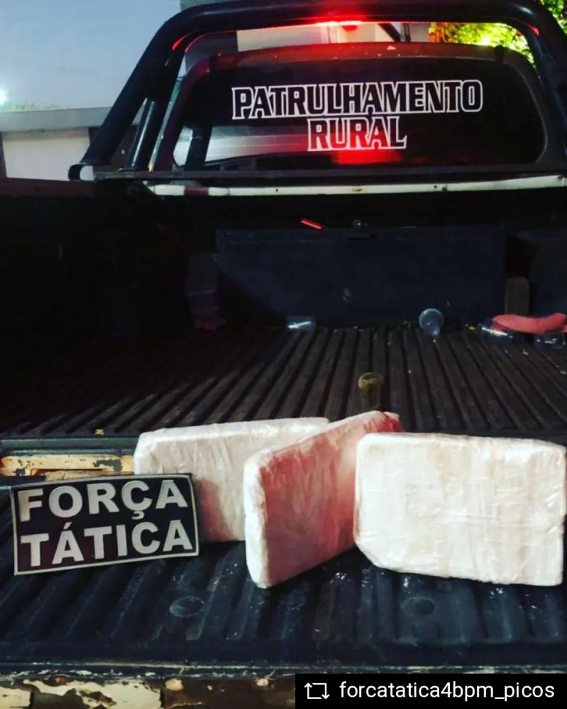 Polícia Militar intensifica ronda na zona rural de Picos e apreende aproximadamente 3 kg de cocaína