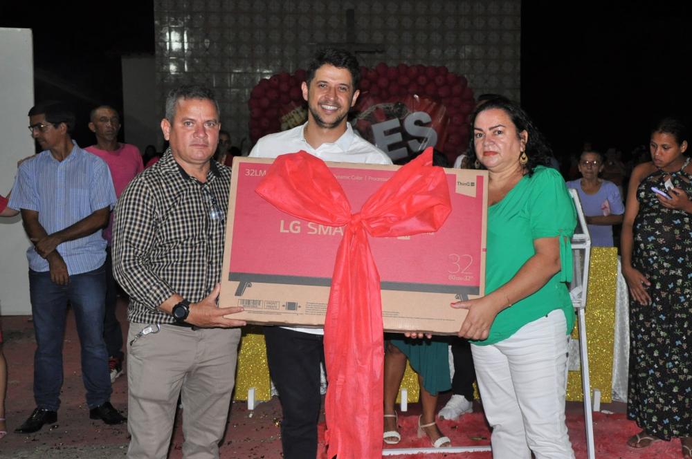 Prefeitura de Hugo Napoleão realiza Show de Prêmios em homenagem às Mães