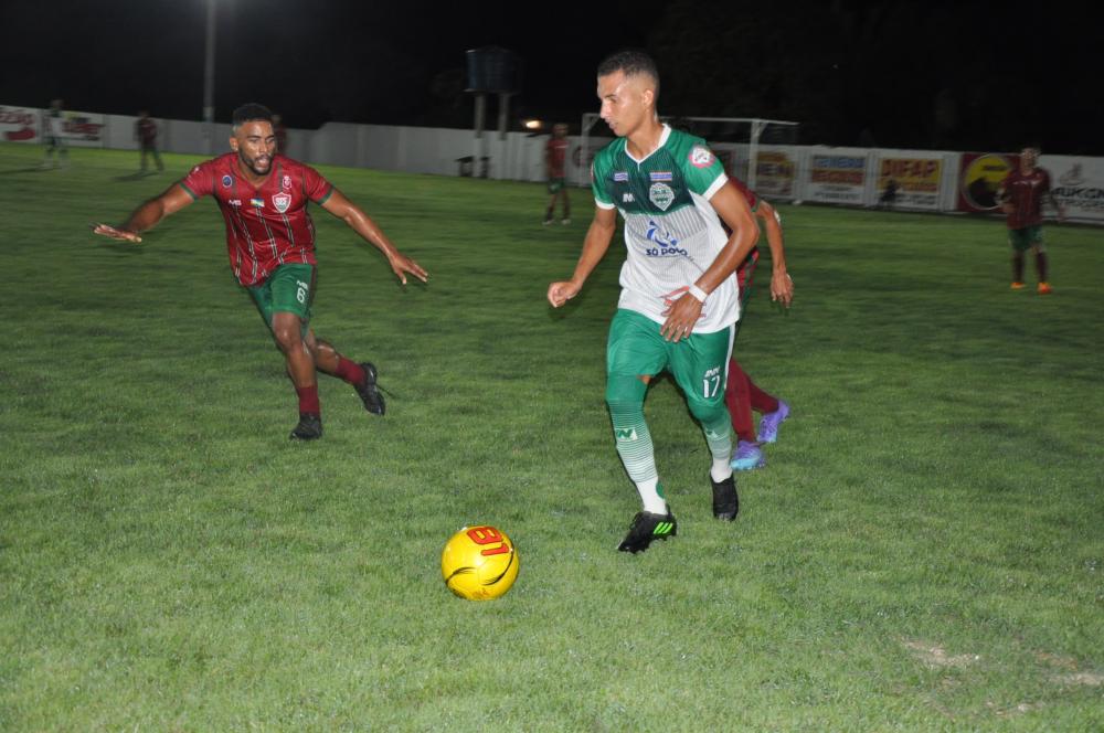 Empate em 2 a 2 e recorde de público marcam abertura do campeonato são-pedrense de futebol; imagens