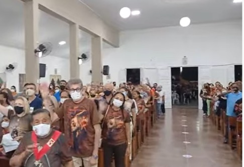 Fiéis participam da 2ª noite da Novena/Missa em honra a São Francisco de Assis em Picos