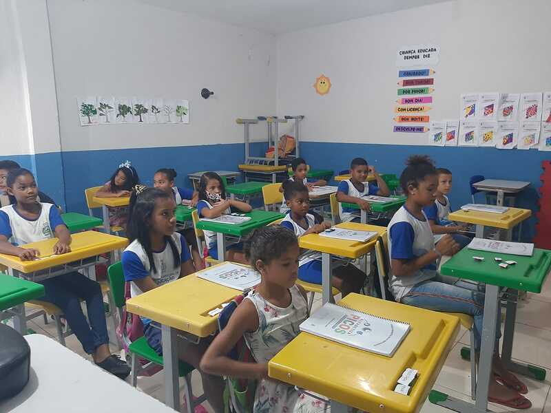 Alunos do Projeto Alfabetiza Picos apresentam avanços nos primeiros meses de aula