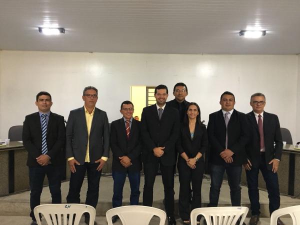 Vereadores de Monsenhor Gil iniciam atividades neste sábado