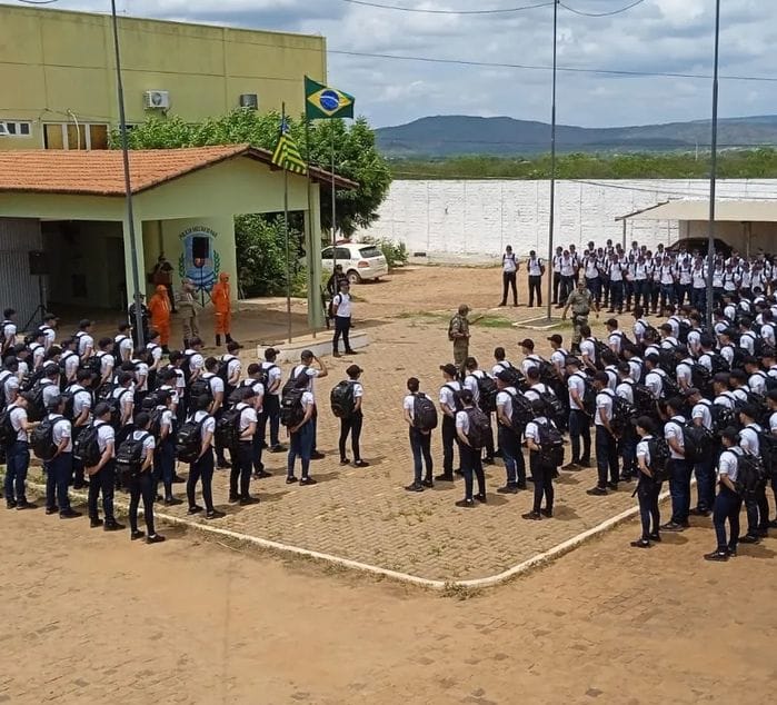 Polícia Militar inicia curso de formação de soldados em Picos