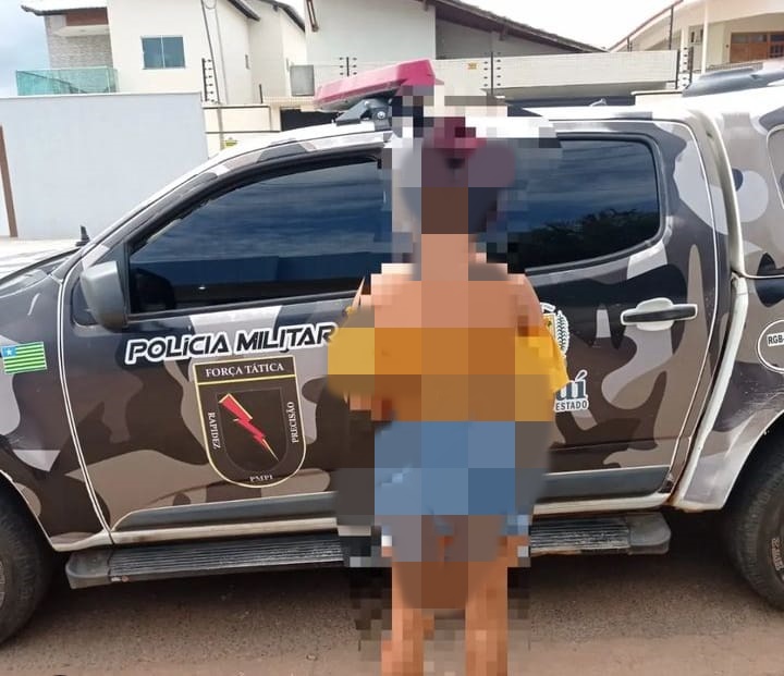 Polícia Militar de Picos conduz mulher após ser flagrada com celular roubado