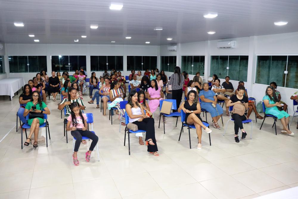 Prefeitura de São Pedro do Piauí e Assistência Social promovem curso Flores Artificiais e geração de renda