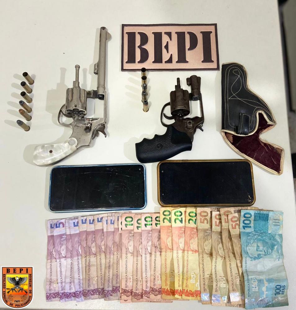 Suspeitos de assalto morrem em confronto com a Polícia Militar do Piauí