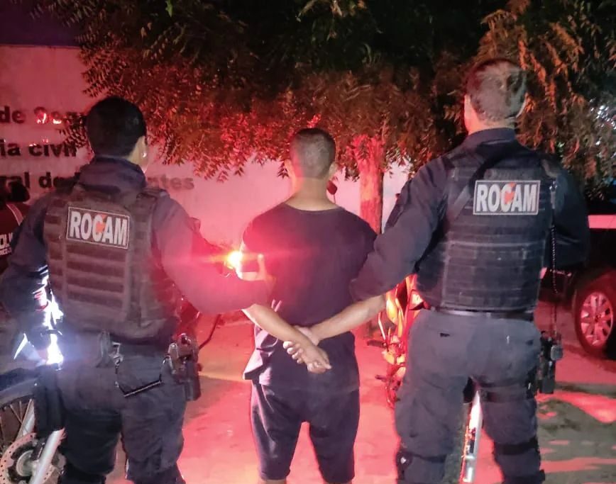 Homem com mandado de prisão em aberto é preso durante abordagem policial em Picos