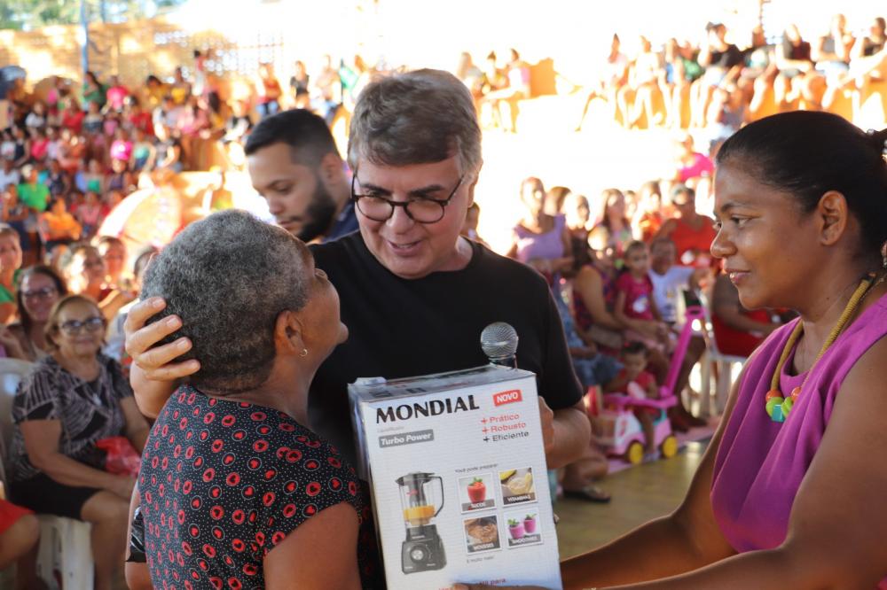 Festa das Mães em Monsenhor Gil 2023: Uma Celebração Emocionante em Honra às Mães do Município