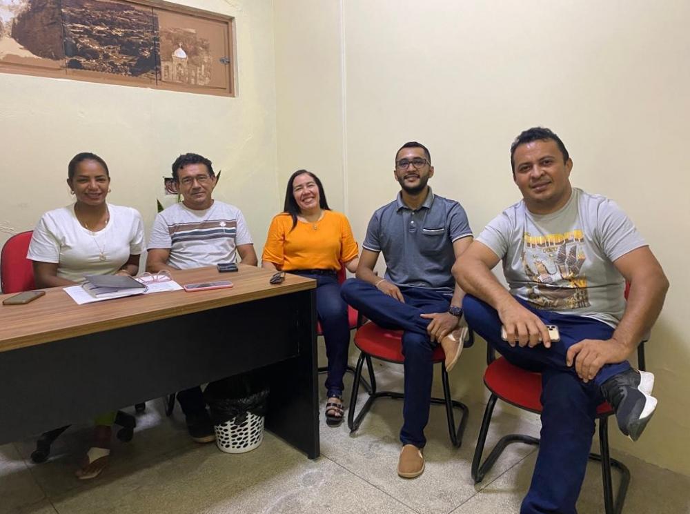 Prefeito João Luiz fortalece sua base na Câmara Municipal de Monsenhor Gil