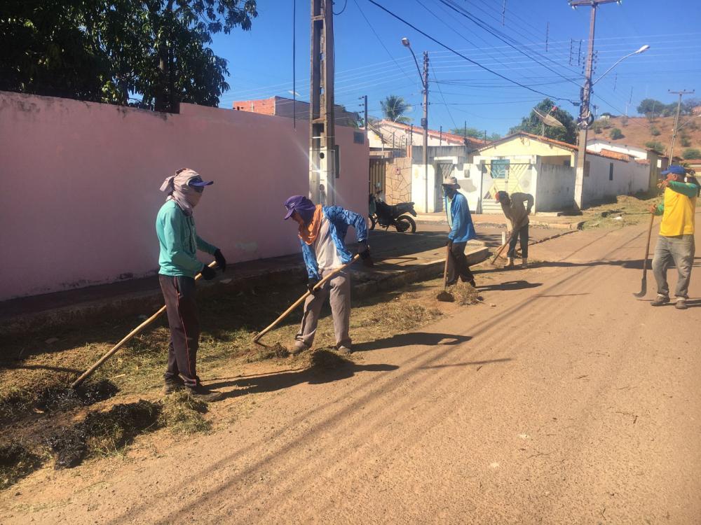Revitalização no bairro Conduru marca início das atividades do Mutirão “Picos em Ação”