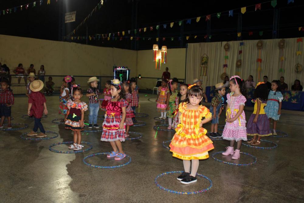 Escolas da Rede Municipal de São Gonçalo do Piauí iniciam arraiá junino; imagens