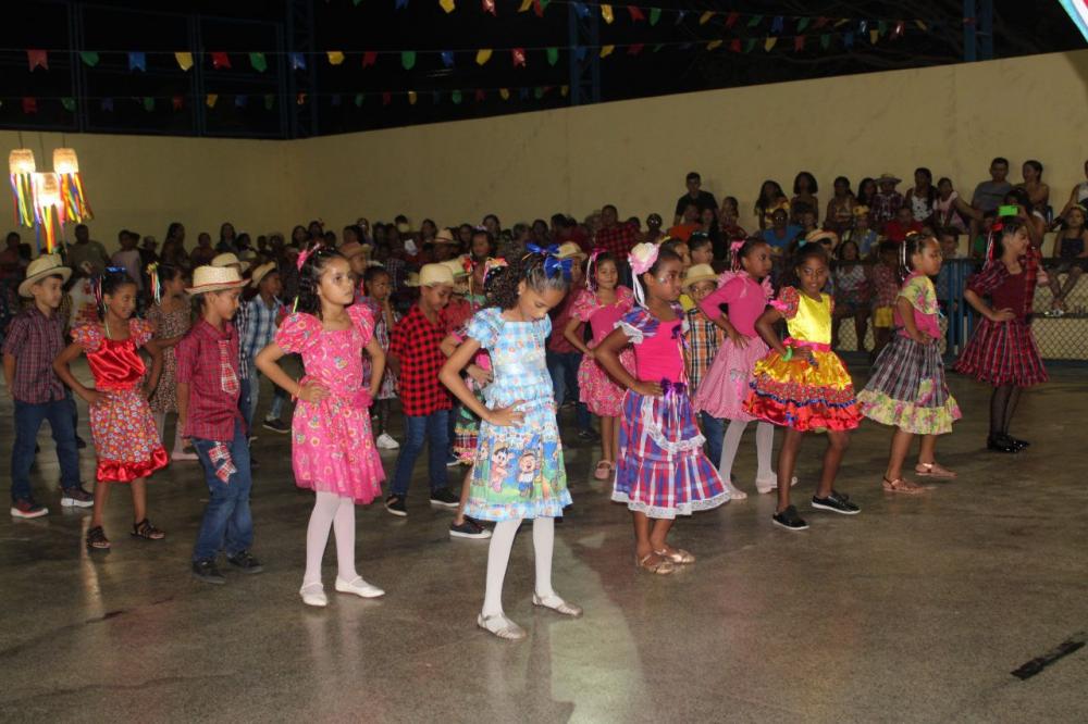 Prefeitura de São Gonçalo do Piauí realiza arraiá junino das escolas municipais; confira as imagens