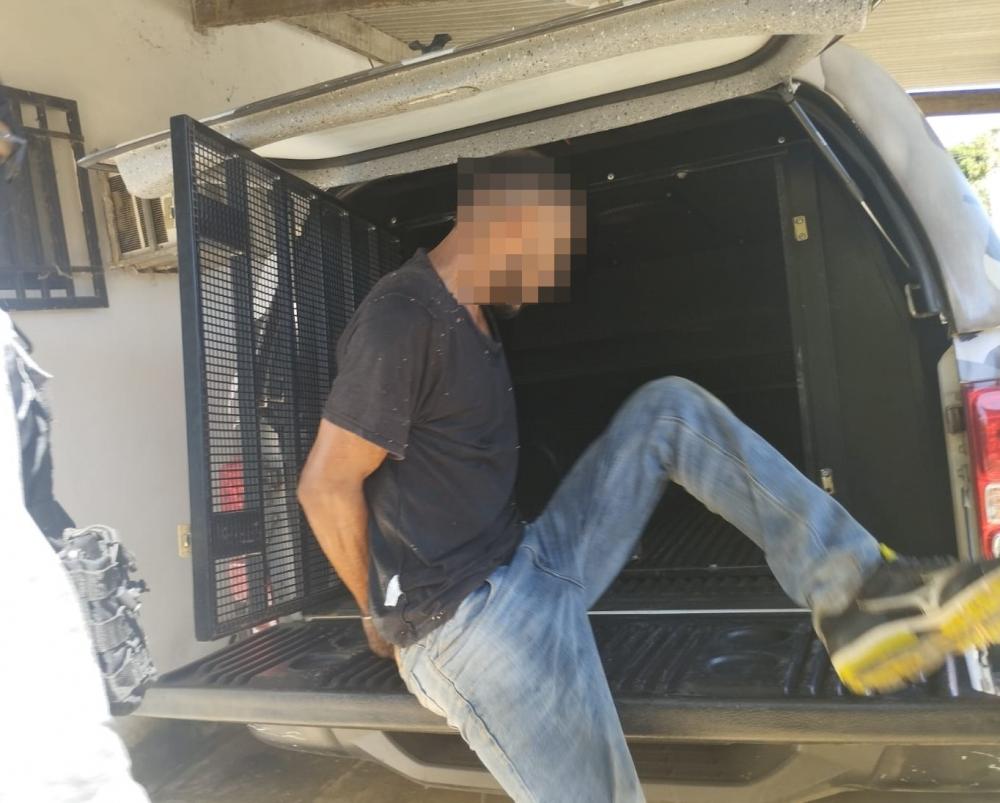 Homem acusado de homicídio em Brasília é preso pela PM em Regeneração