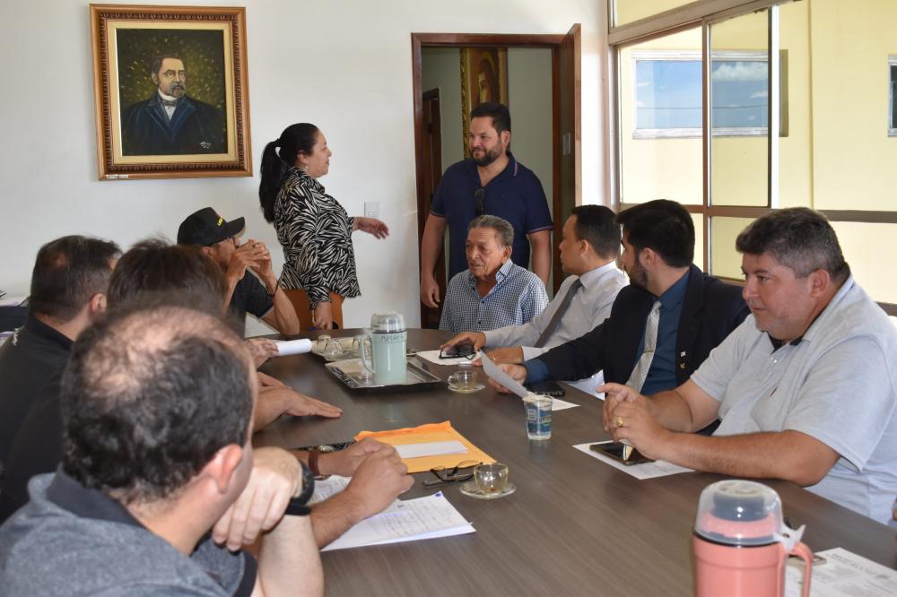 Prefeitura de Picos promove reunião com Lojas Maçônicas e representantes dos Clubes de Motos para o desfile de 7 de Setembro