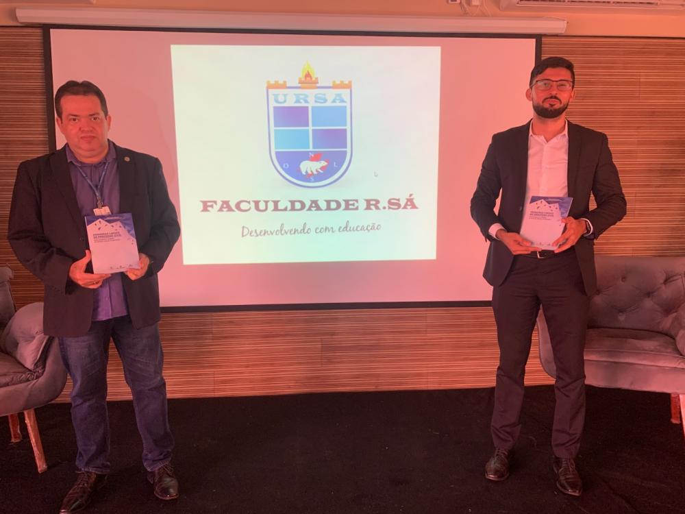 Docentes do curso de Direito da Faculdade R.SÁ lançam livro sobre Processo Civil- Procedimento Comum